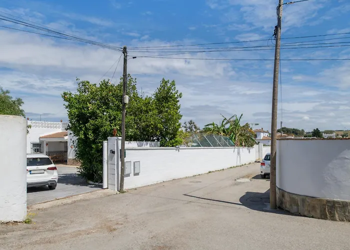 Manuel Y Paca Conil De La Frontera