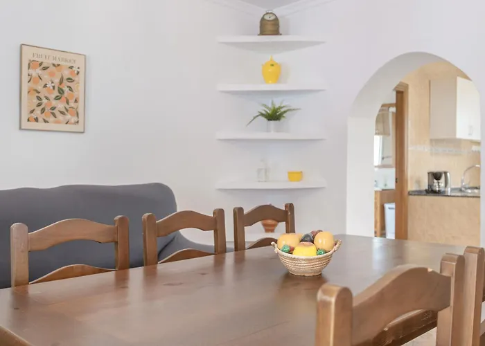 Manuel Y Paca コニル・デ・ラ・フロンテラ